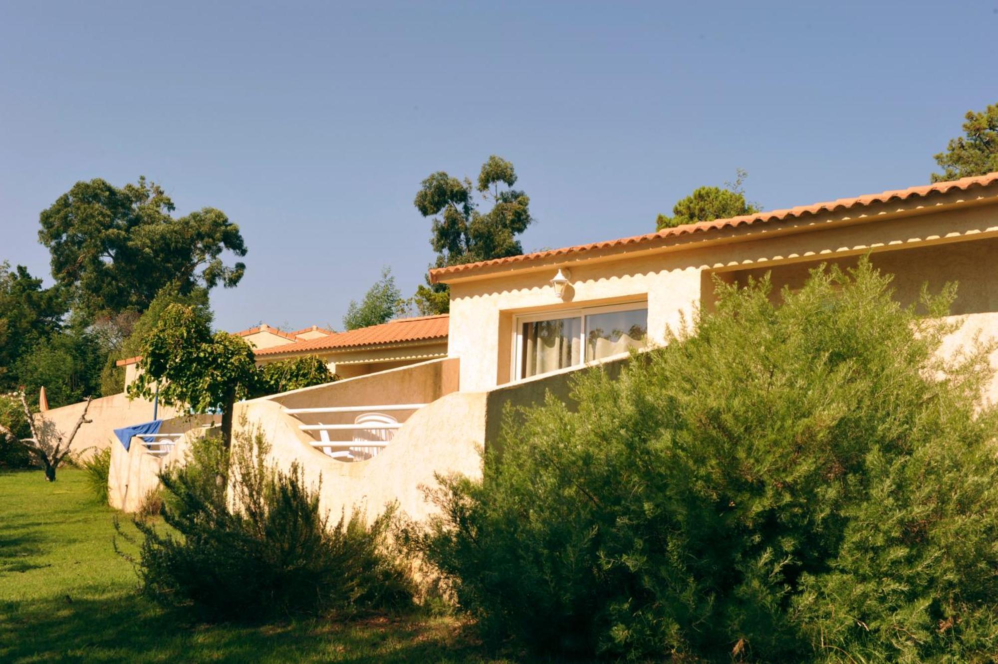 Vacanceole - Residence Lisa Maria Sari-Solenzara Exterior photo